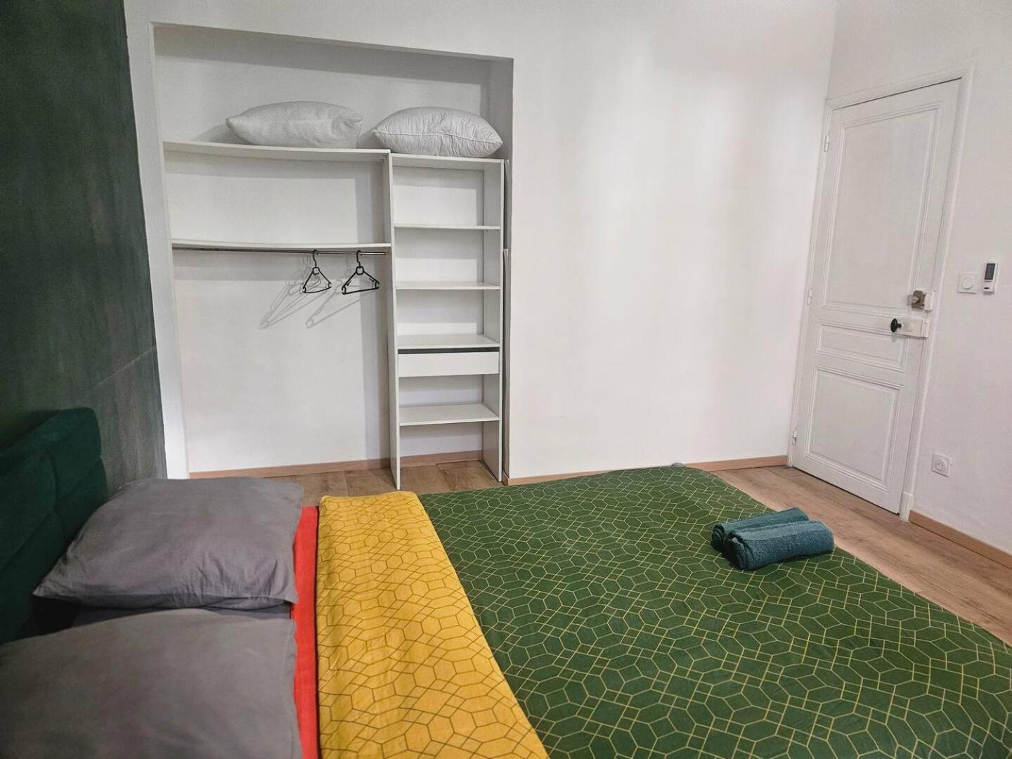 Bed and Breakfast Av De Bordeaux Narbona Esterno foto