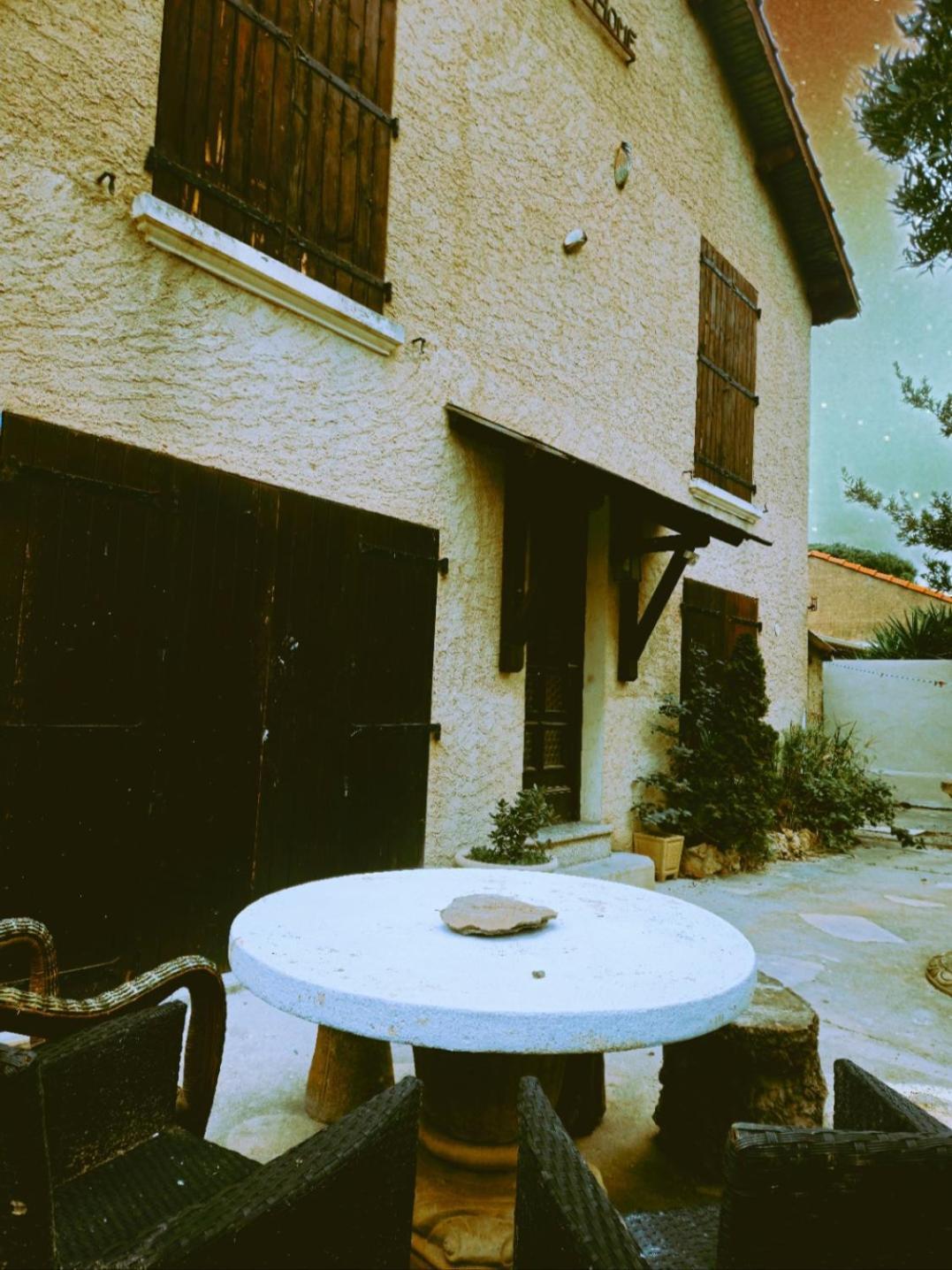 Bed and Breakfast Av De Bordeaux Narbona Camera foto